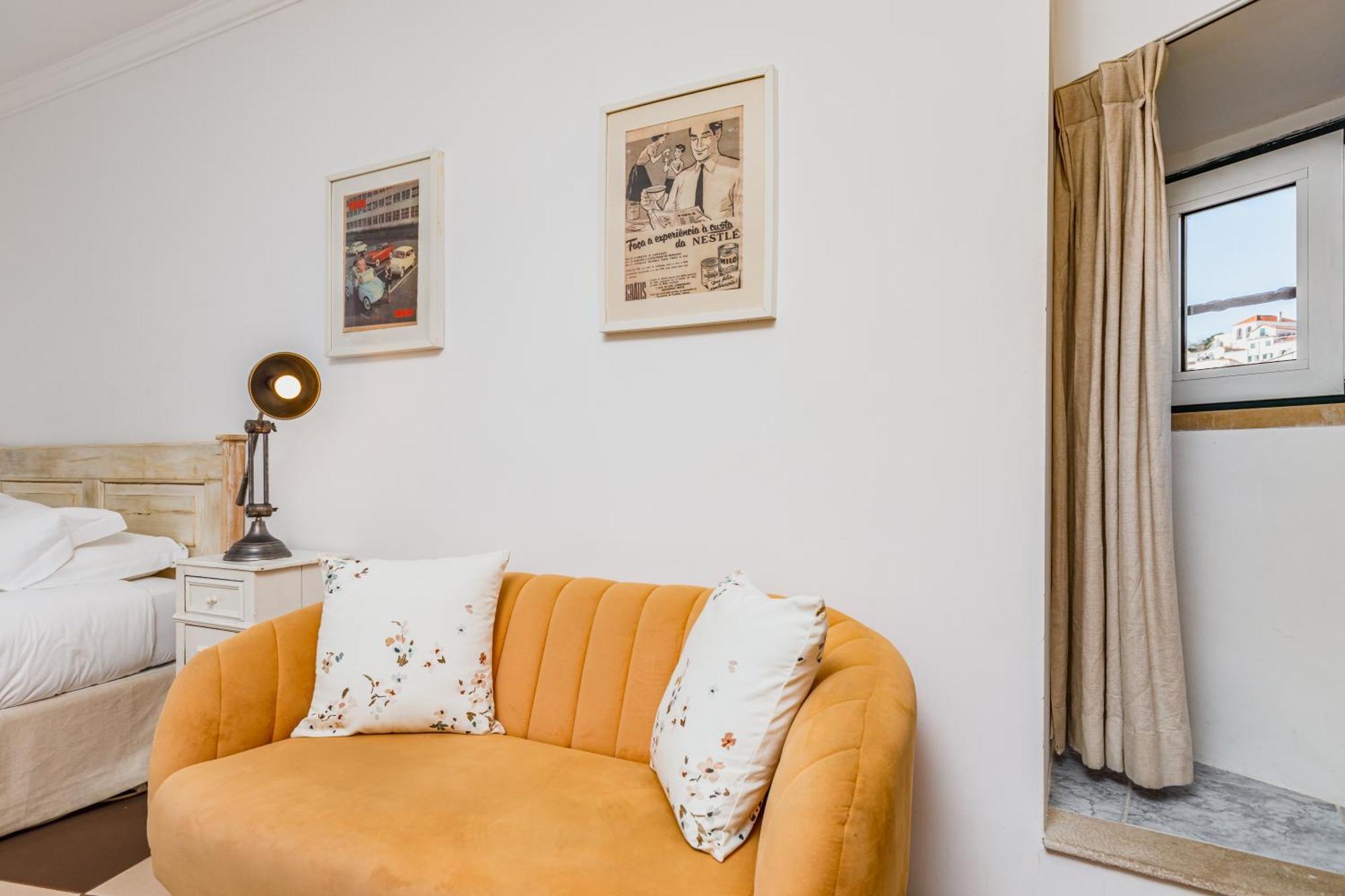 Pateo Santo Estevao-self Catering * Lissabon