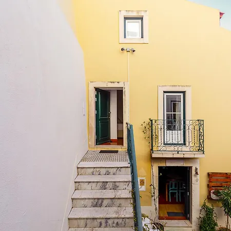 Pateo Santo Estevao-Self Catering Apartments Lisboa Chambre photo